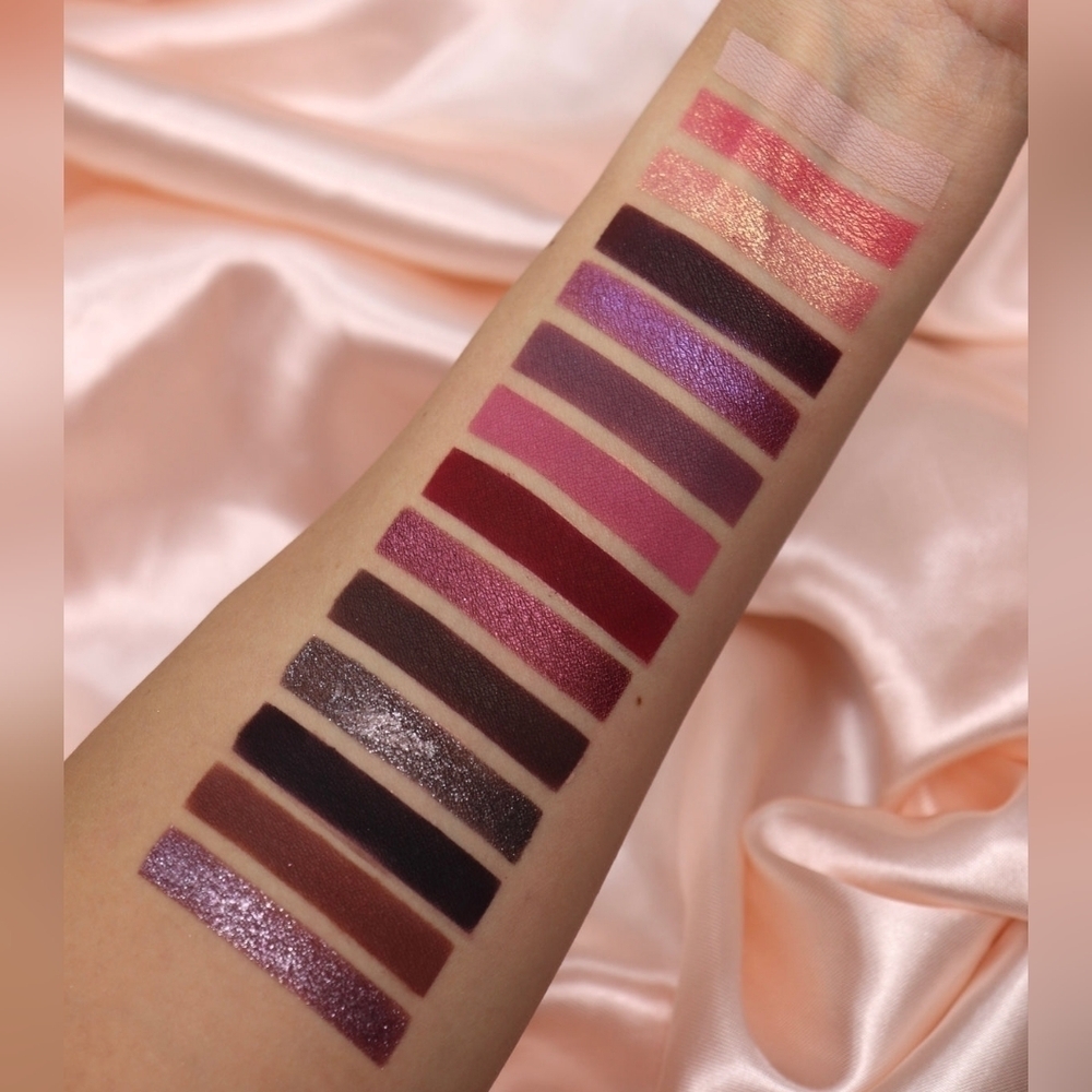 Ace Beaute Mystic Romance Eyeshadow Palette - Picture 2 of 7